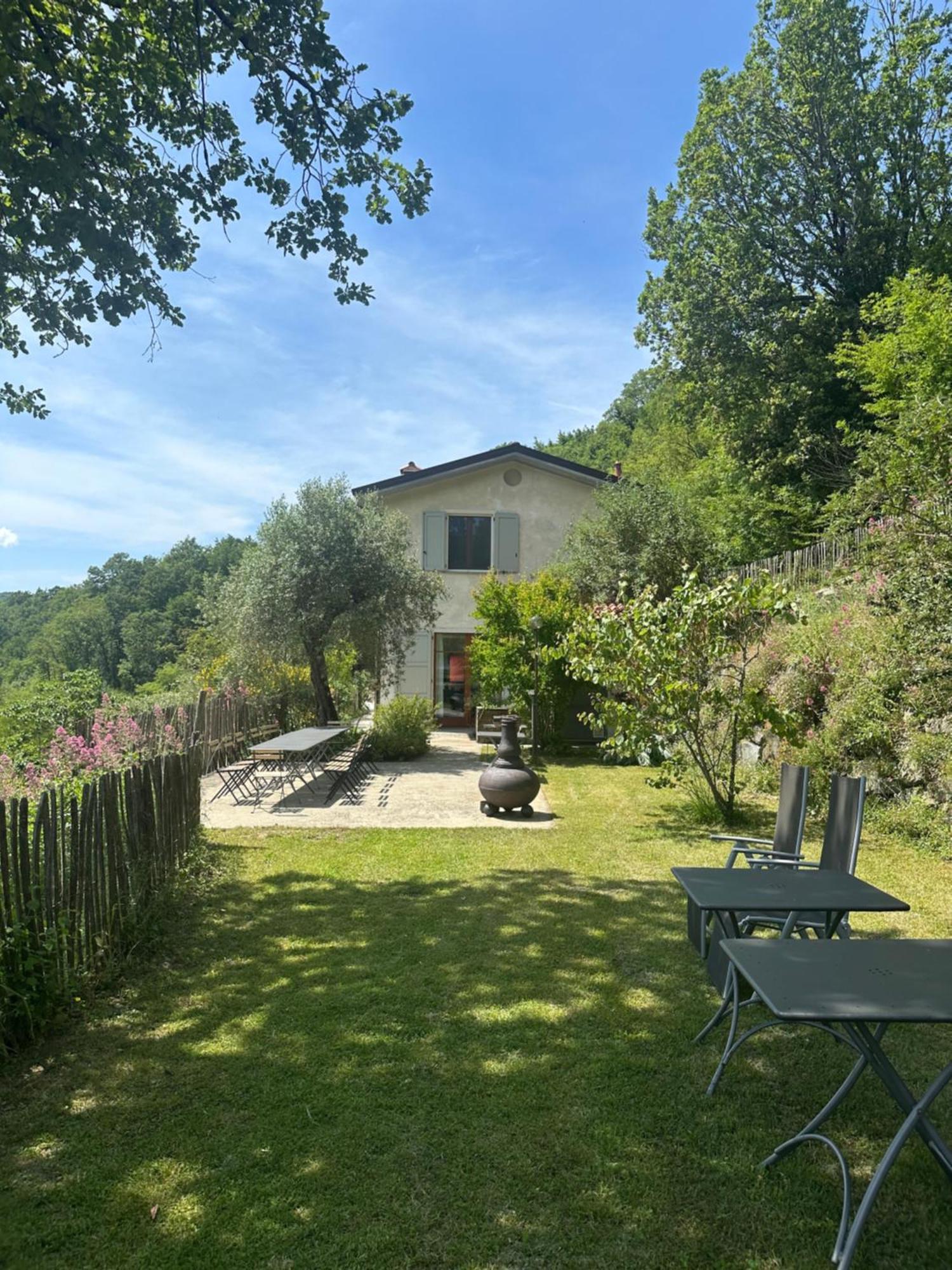 Вилла Collina Di Sopra Tresana Экстерьер фото